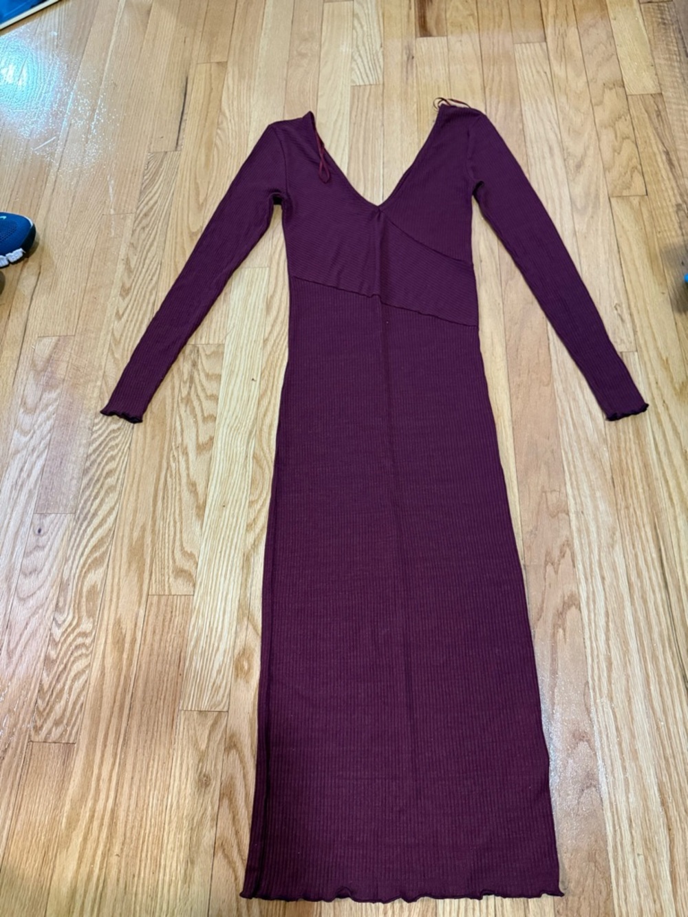 Topshop Ribbed V-Neck Long Sleeve Maxi Dress - Burgundy